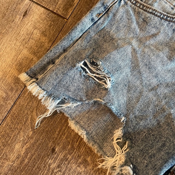 Women’s Wild Fable Shorts Size 2 - Picture 4 of 5